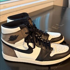 Authentic OG Jordan 1’s Men's Black, White, and Brown High-Top Sneakers size 13